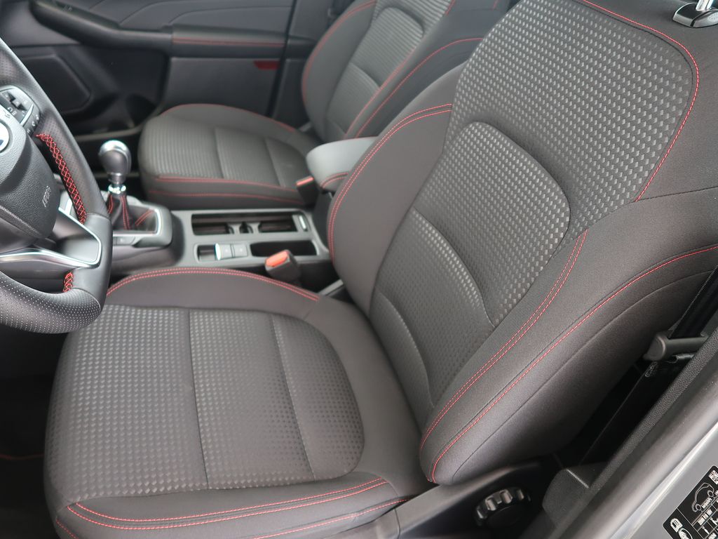ford-kuga-1-5ecoboost-110kw-mt-st-line - 8