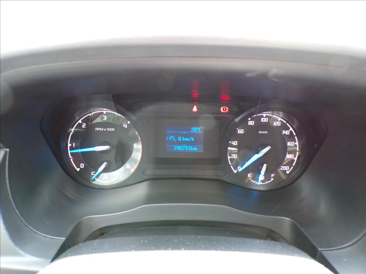 ford-ranger-2-2-tdci-tazne-zarizeni - 8