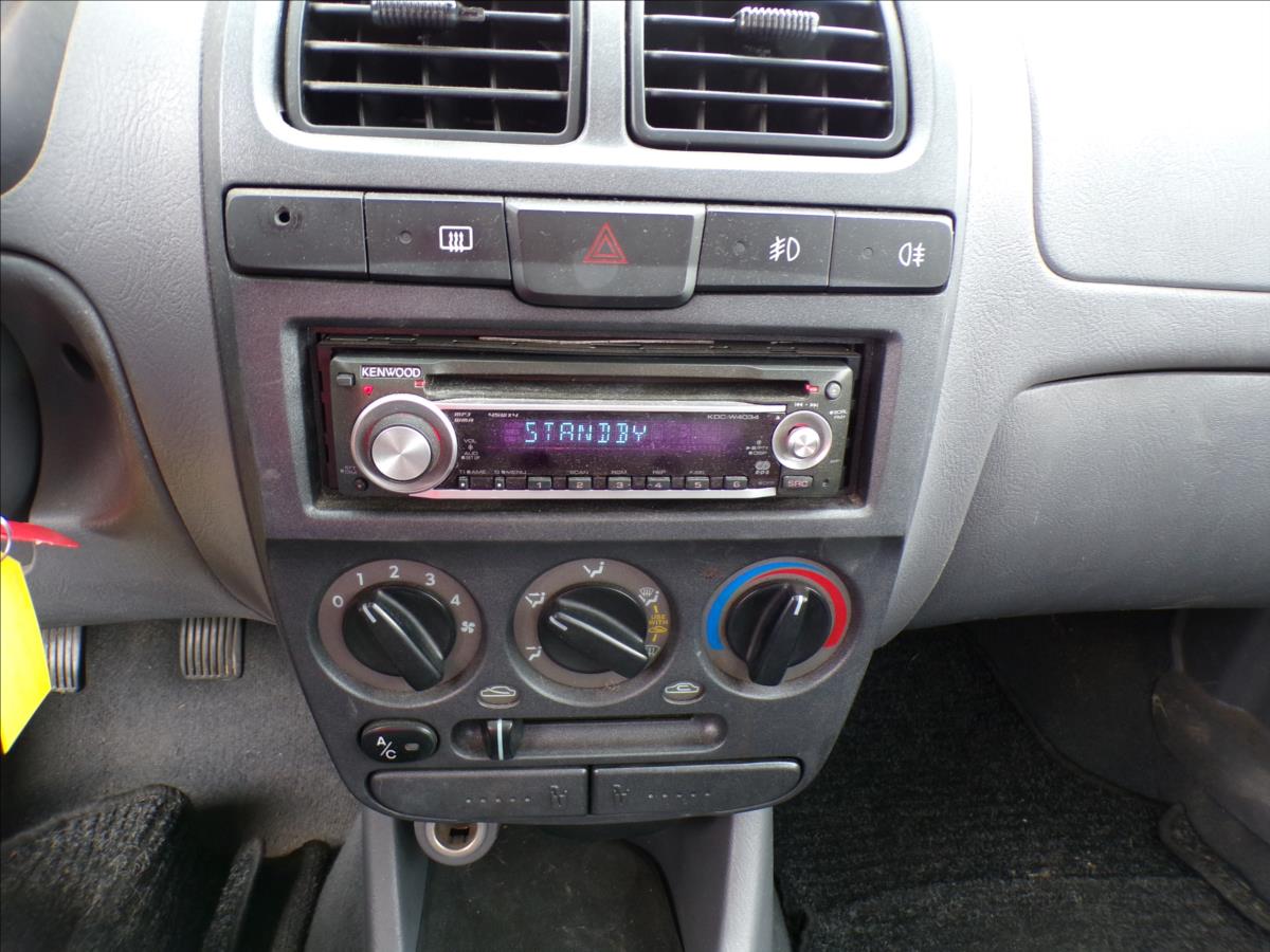 hyundai-accent-1-3-i-tazne-zarizeni - 8
