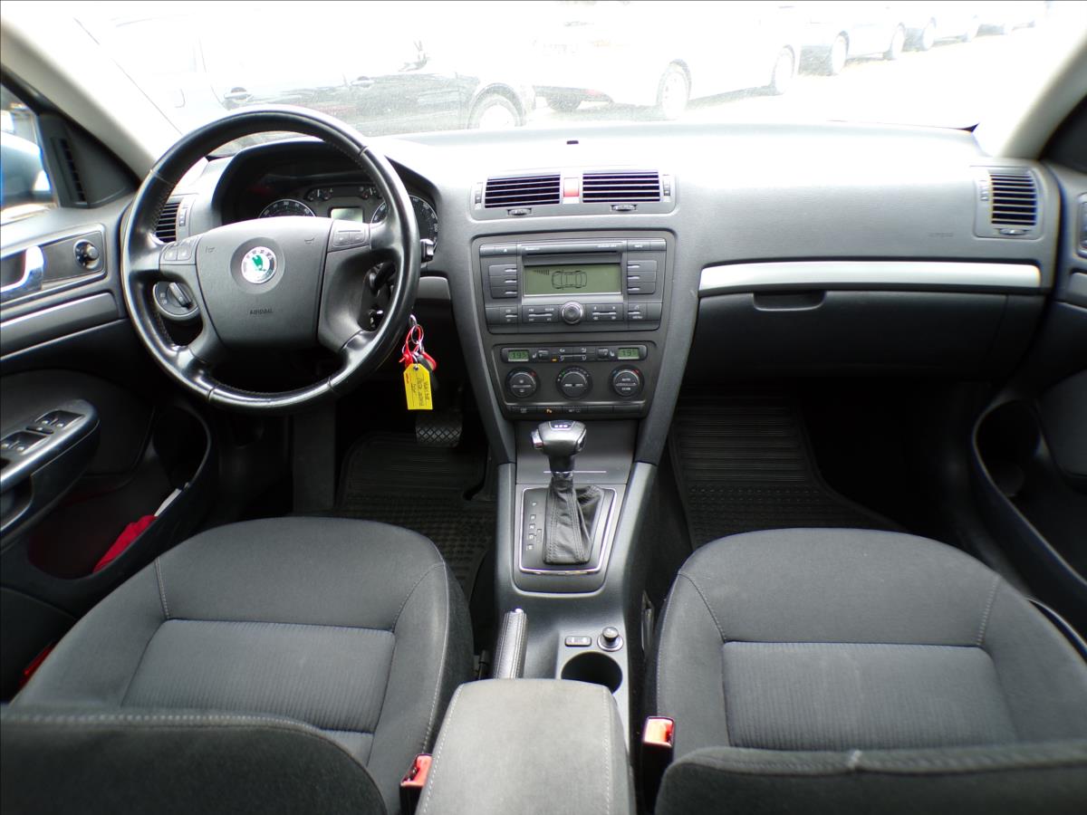 skoda-octavia-2-0-tdi-dsg - 6