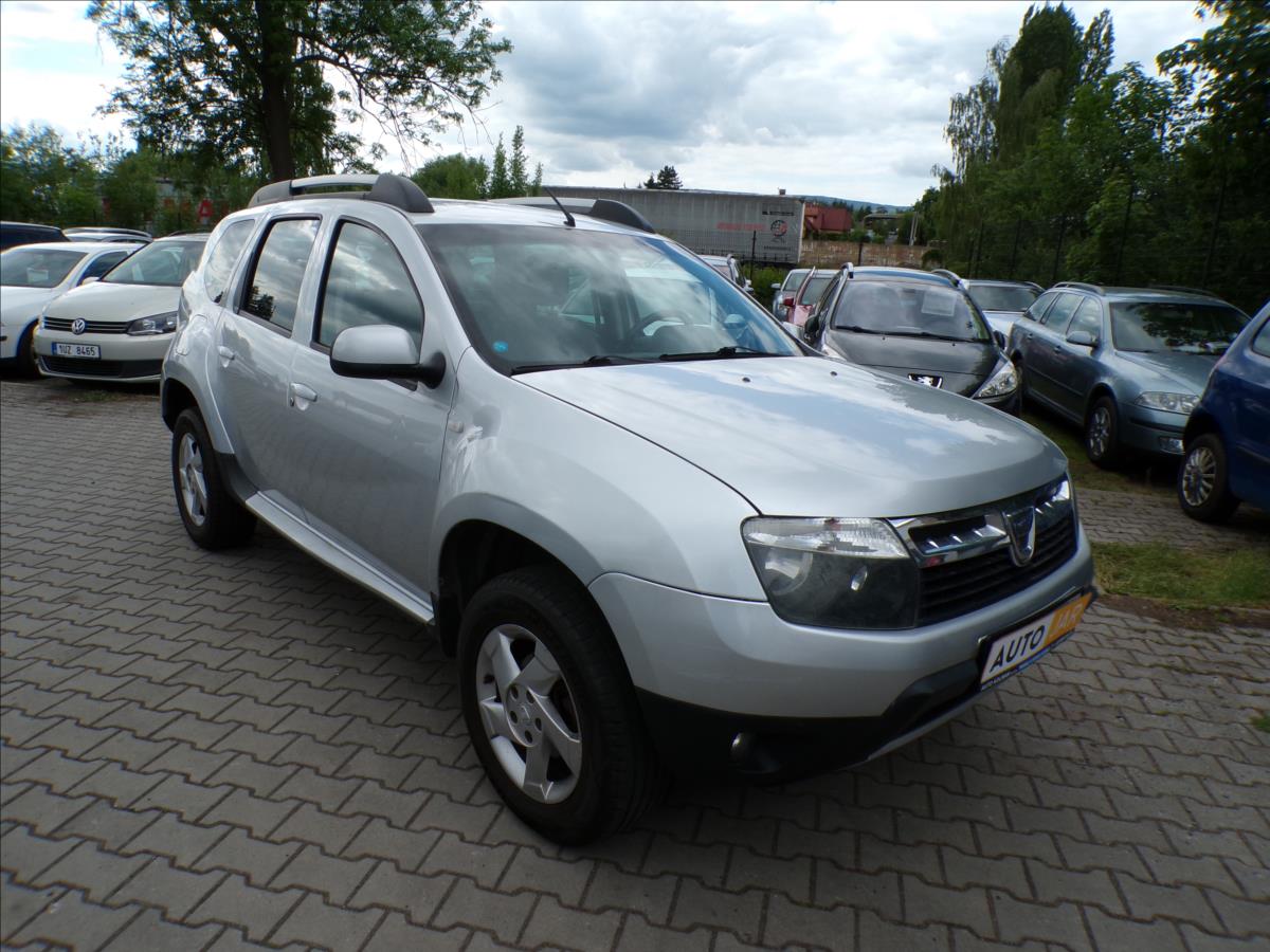 Dacia Duster 1,6 16V  TAŽNÉ ZAŘÍZENÍ, LPG