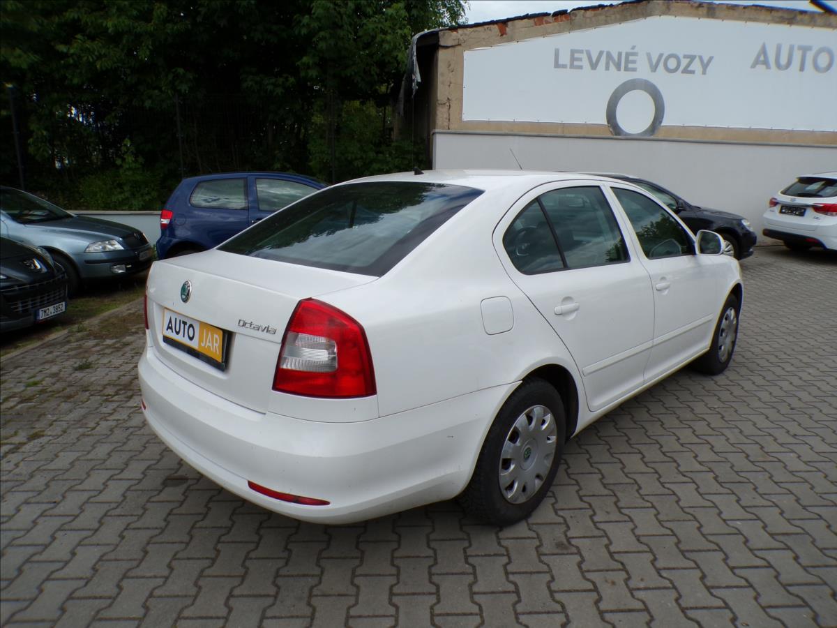 skoda-octavia-1-6-tdi-servisni-kniha - 4