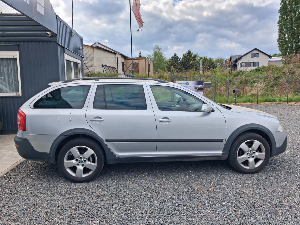 skoda-octavia-2-0-110kw-4x4-scout-scout - 7