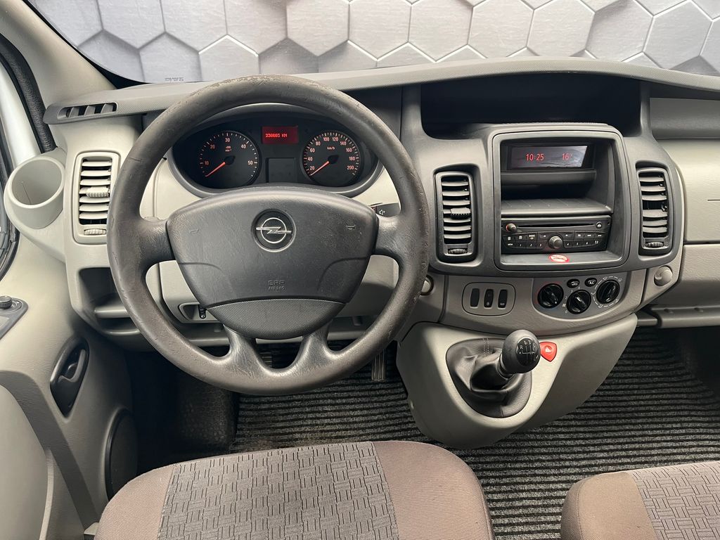 opel-vivaro-2-0-cdti-cebia-koupeno-cr - 6