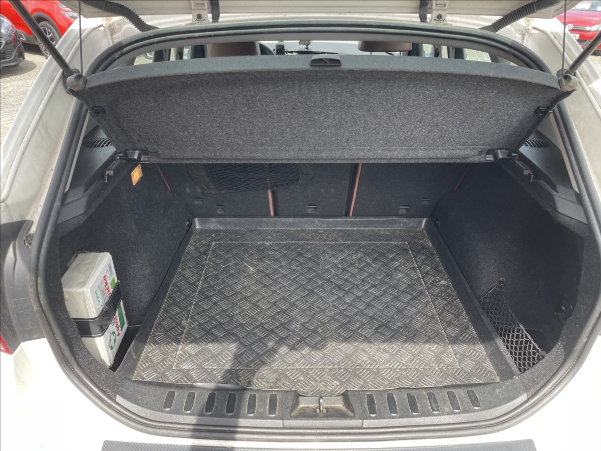 bmw-x1-2-0-d-at-x-line-s-drive-xenony-digiklima - 9