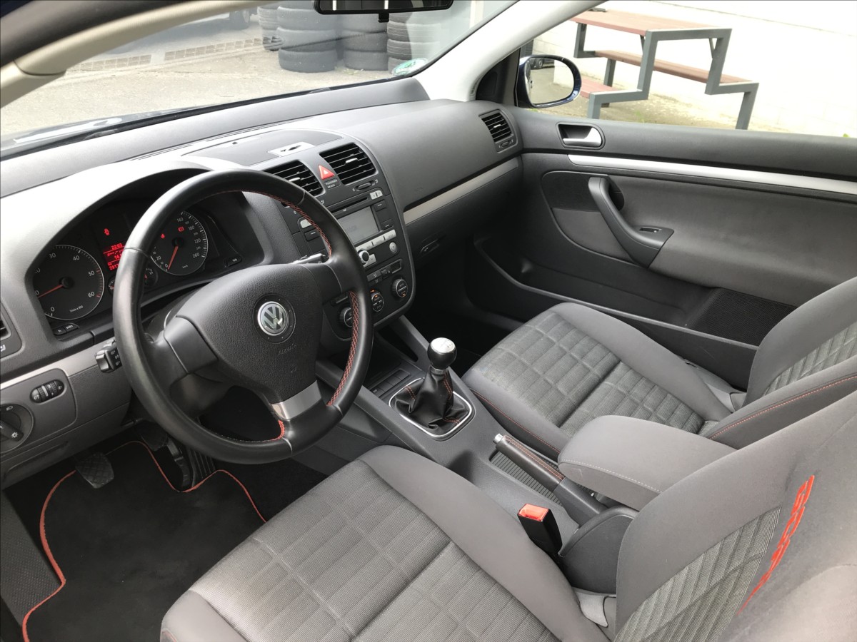 volkswagen-golf-1-9-tdi-77kw-3dv-goal - 6