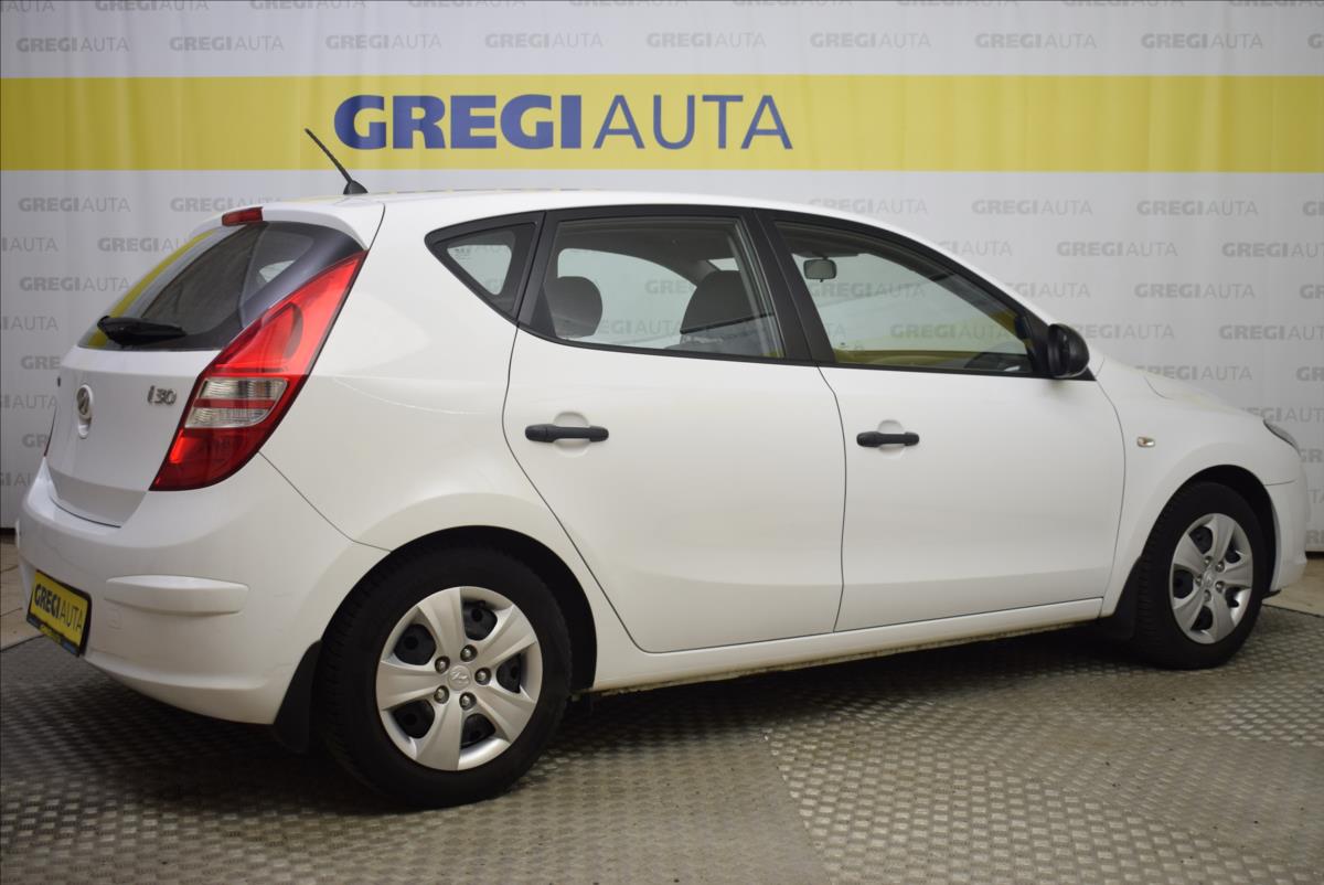 hyundai-i30-1-4-i-po-servisu-po-stk - 5