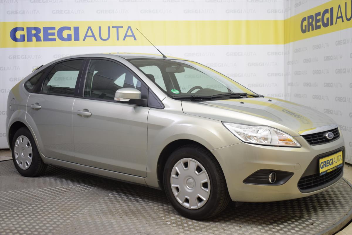 ford-focus-1-6-i-po-servisu-super-stav - 1