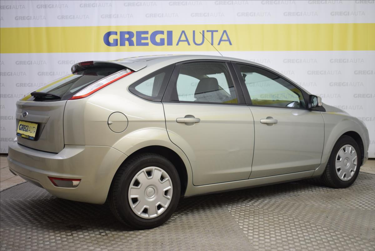 ford-focus-1-6-i-po-servisu-super-stav - 5