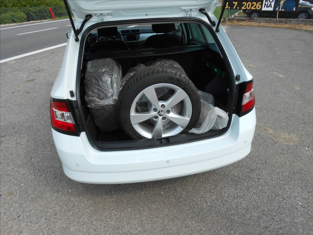 skoda-fabia-1-4-tdi-77-kw-edition-serviska - 9