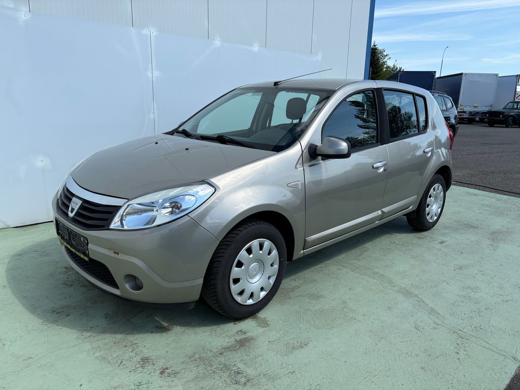 dacia-sandero-1-6i-64kw-klima-senzory - 2