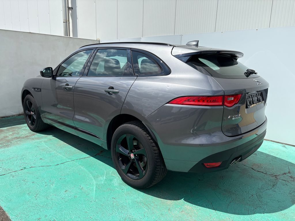 jaguar-f-pace-20d-r-sport-awd - 3