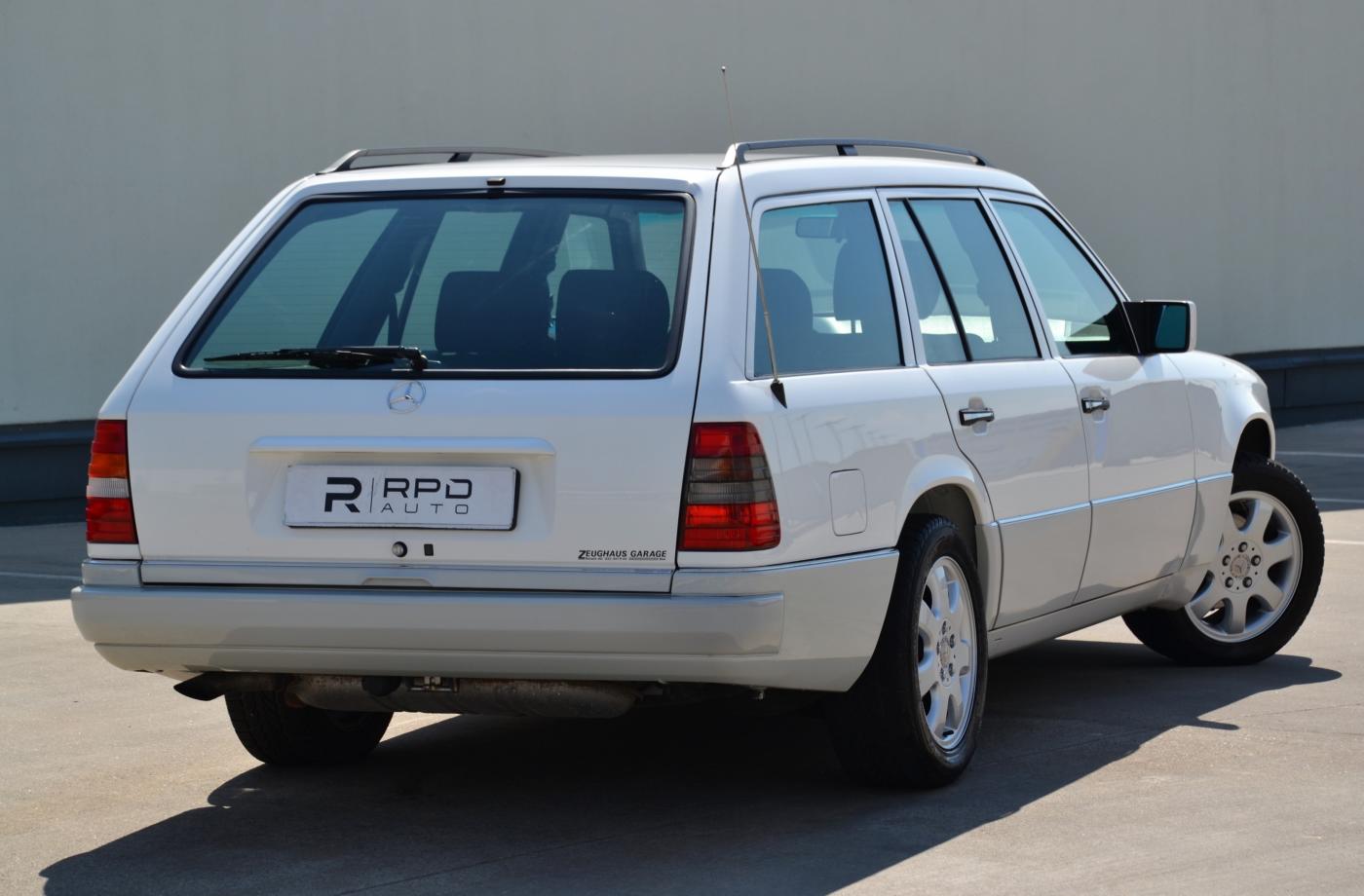 mercedes-benz-124-w124-e-200-automat - 1
