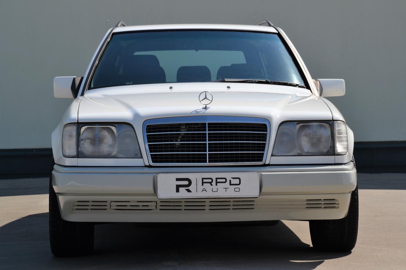 mercedes-benz-124-w124-e-200-automat - 7
