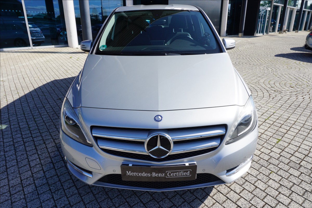 mercedes-benz-tridy-b-1-8-b-200d - 1
