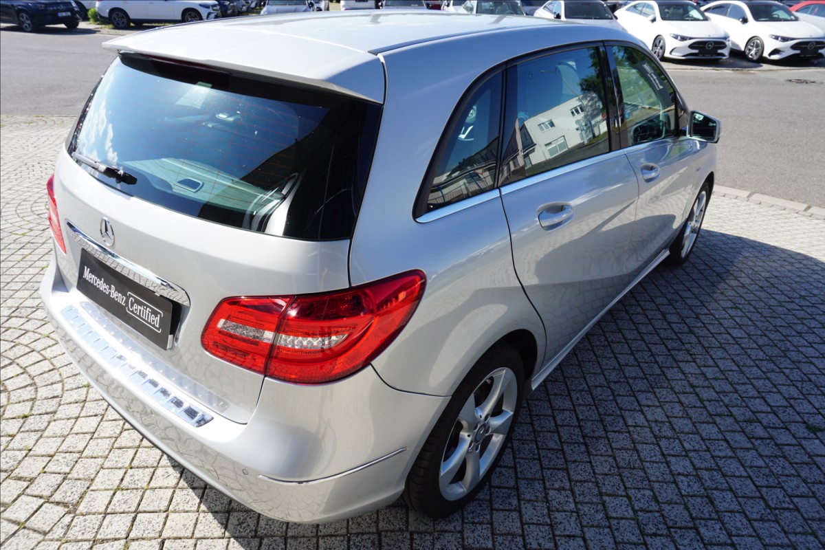 mercedes-benz-tridy-b-1-8-b-200d - 4