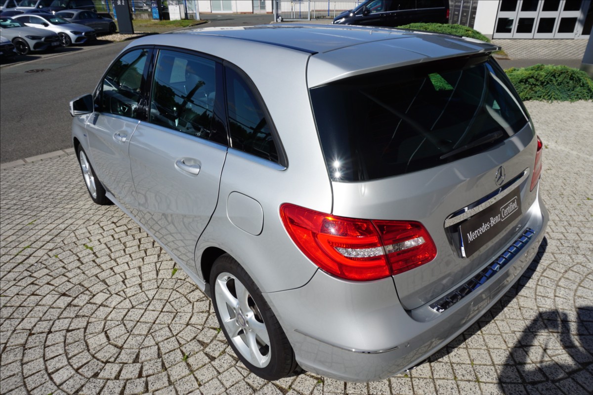 mercedes-benz-tridy-b-1-8-b-200d - 5