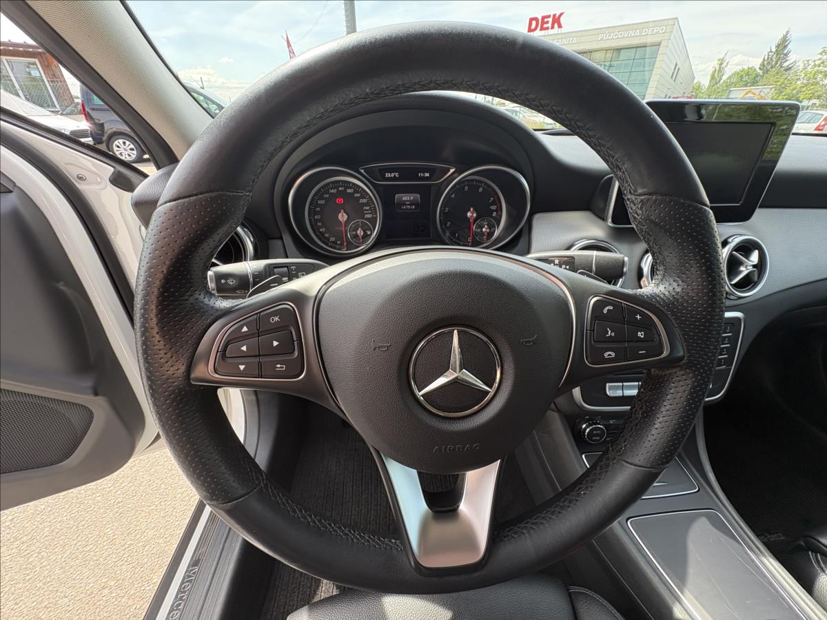 mercedes-benz-gla-1-6-180i-90kw-at-led-kuze-navi - 6