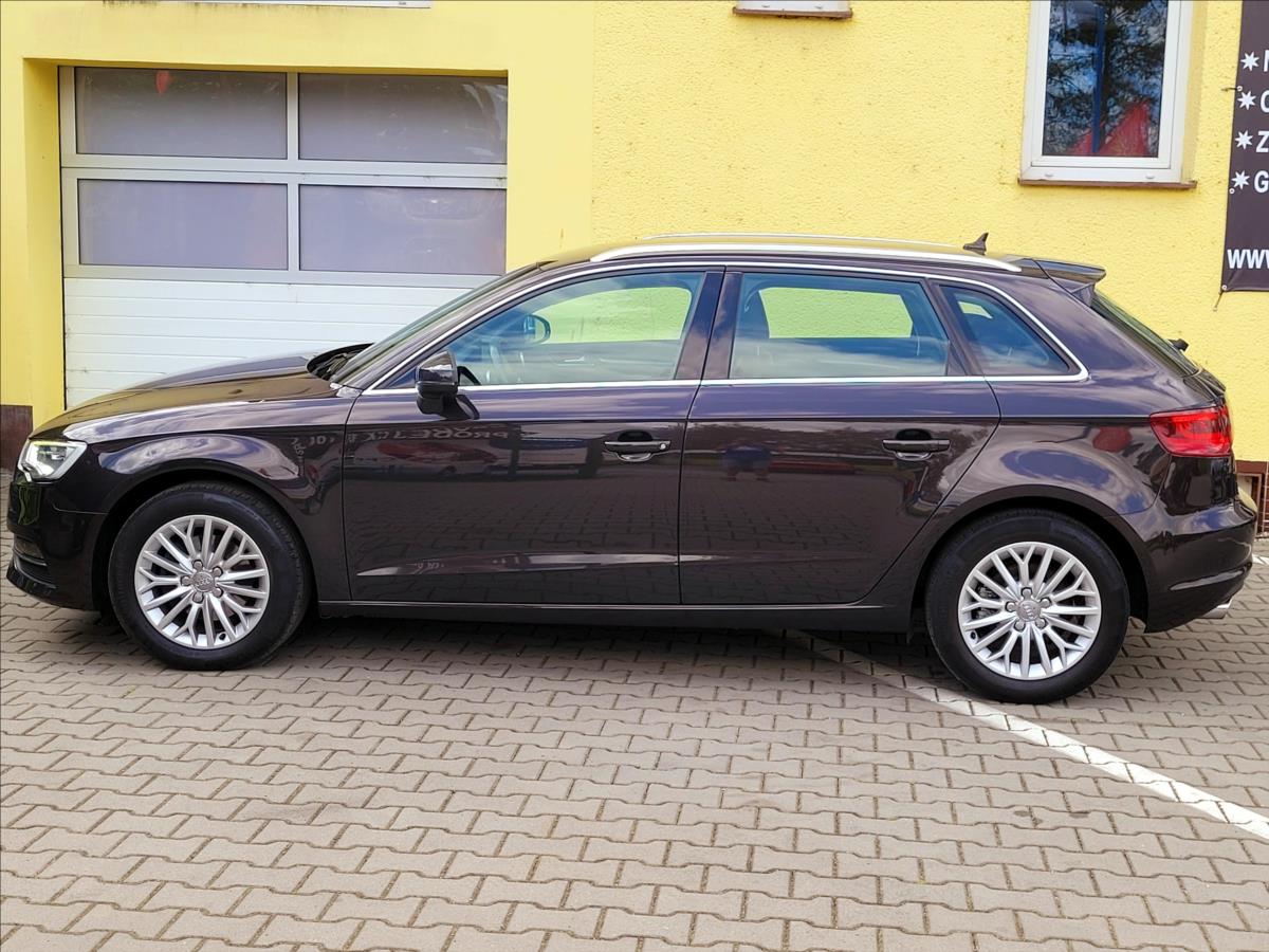 audi-a3-1-4-tsi-sportback-serv-knizka - 8