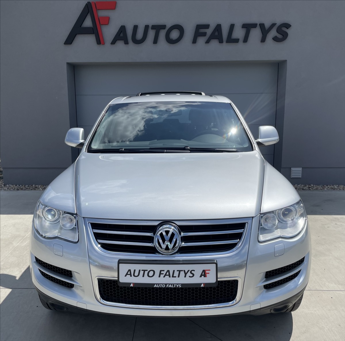 volkswagen-touareg-2-5-tdi-cr-58tis-km-1-maj - 7