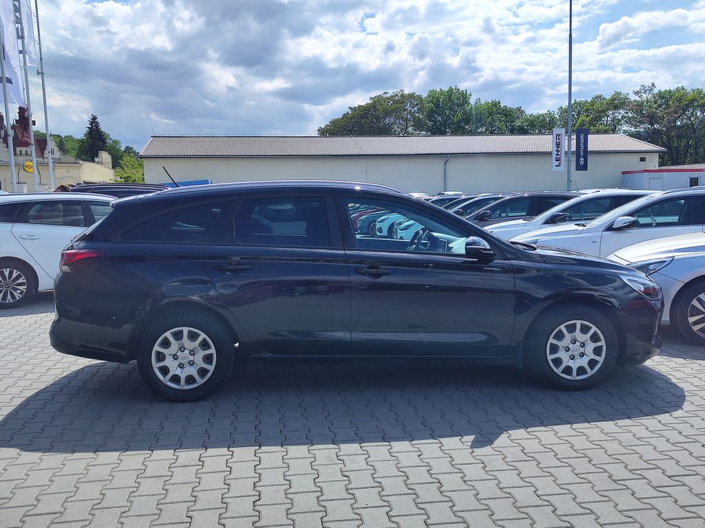 hyundai-i30-1-4-t-gdi-103kw-trikolor-komf - 3