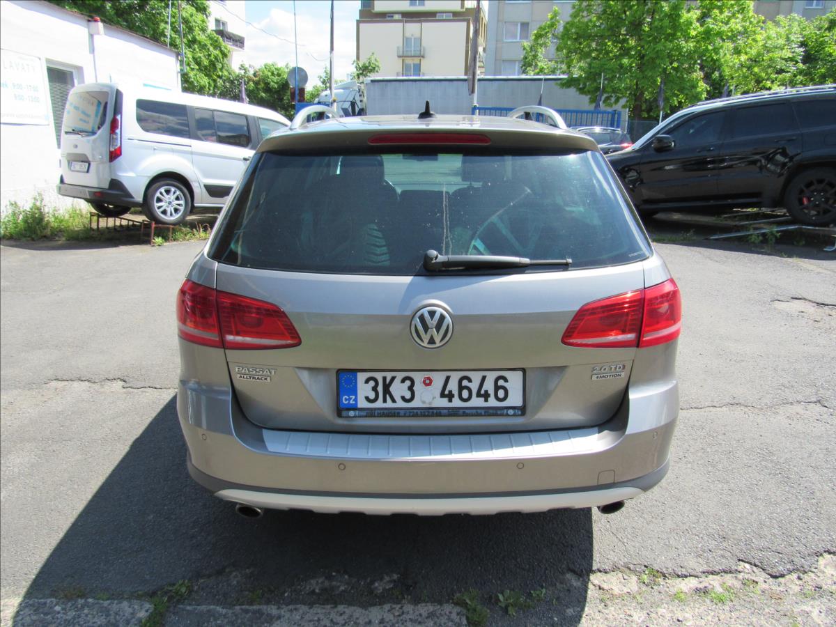 volkswagen-passat-2-0-tdi-dsg-alltrack-125kw-4x4 - 4