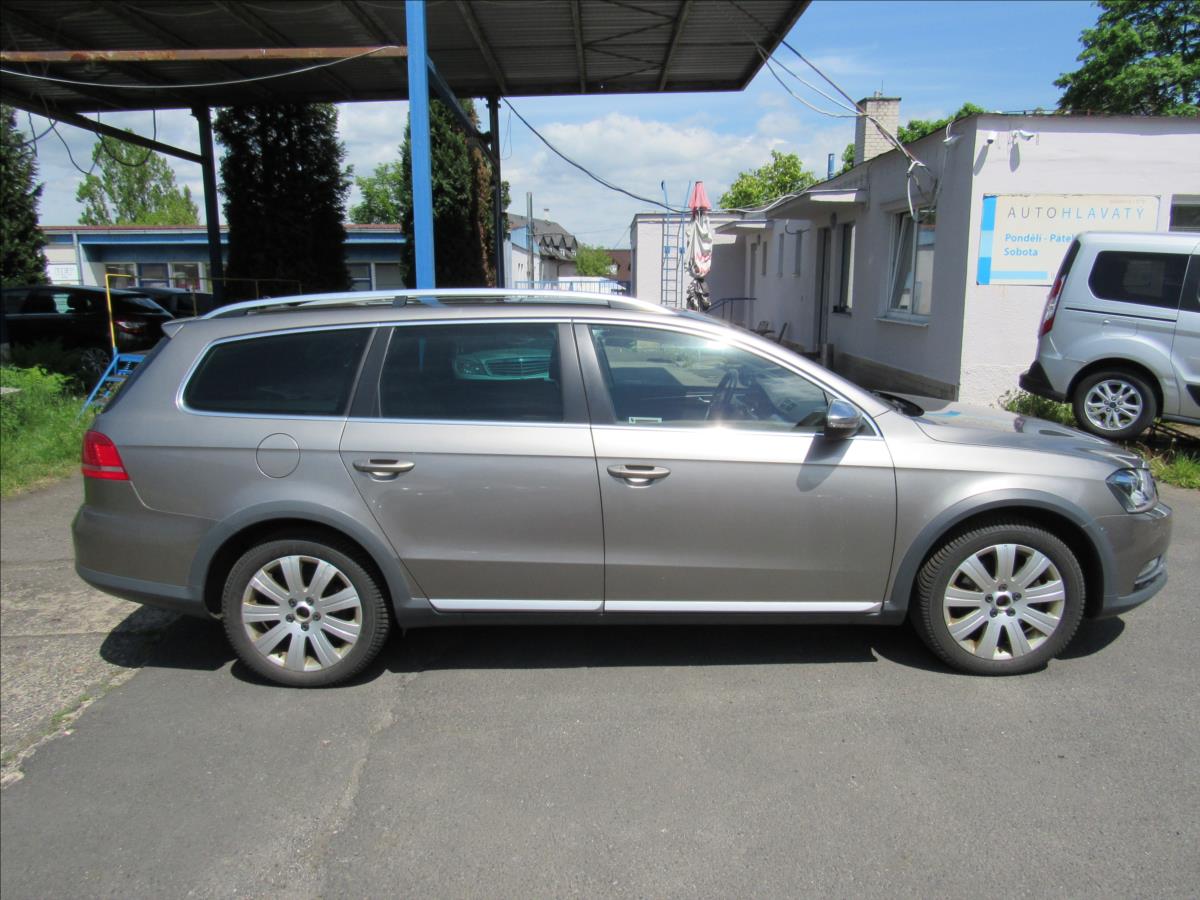 volkswagen-passat-2-0-tdi-dsg-alltrack-125kw-4x4 - 7