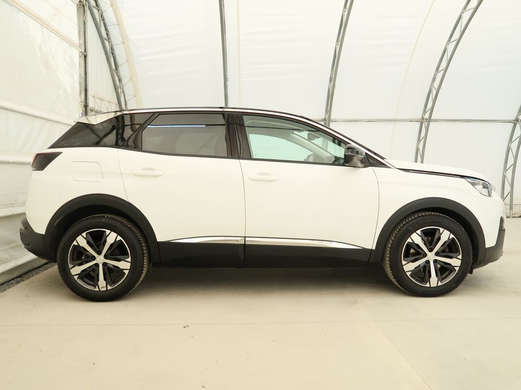 peugeot-3008-1-2puretech-96kw-crossway-man6 - 4