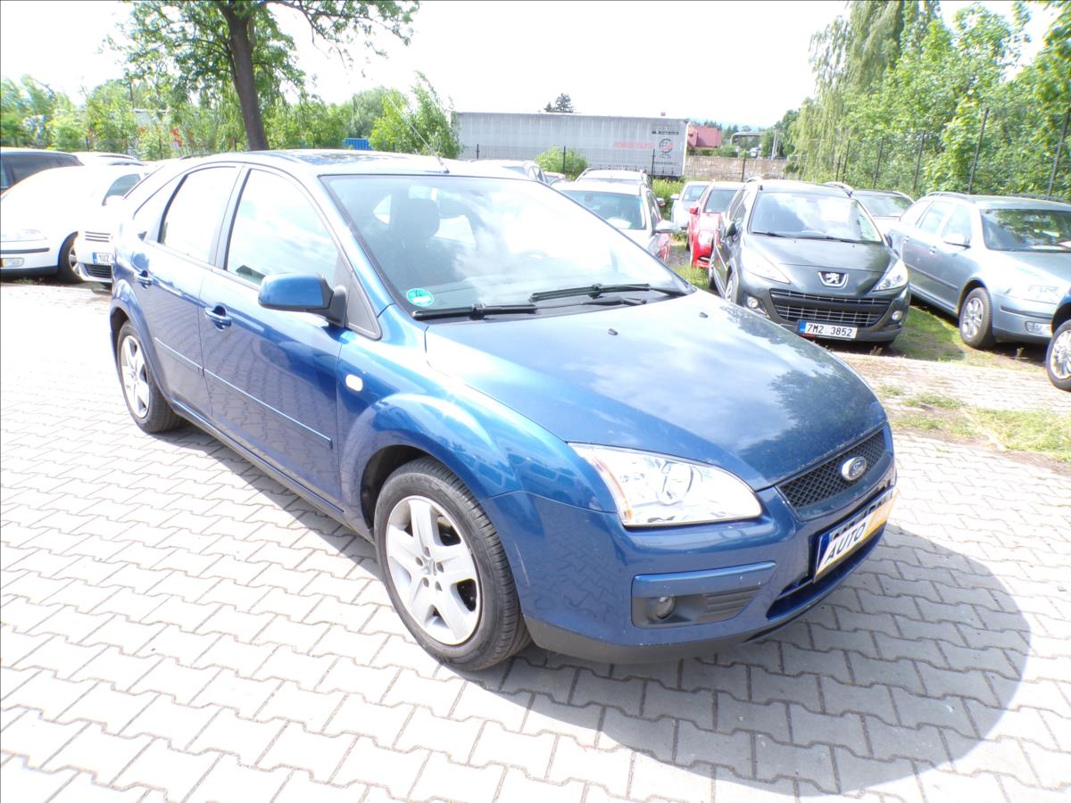 Ford Focus 1,6 16V  TAŽNÉ ZAŘÍZENÍ