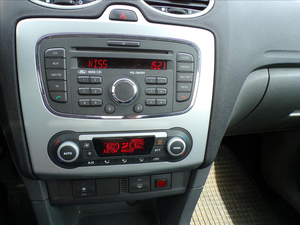 ford-focus-1-6-16v-tazne-zarizeni - 7