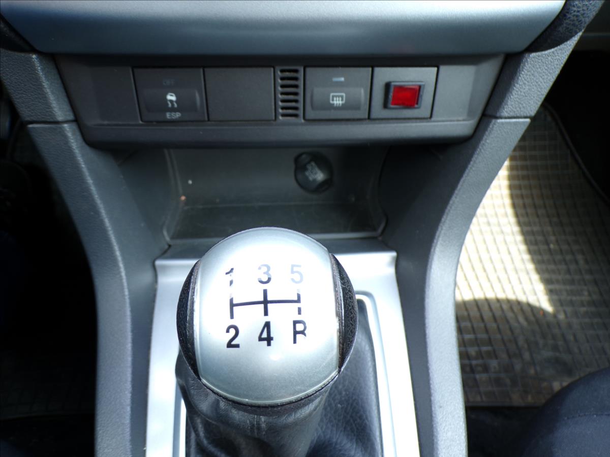 ford-focus-1-6-16v-tazne-zarizeni - 8