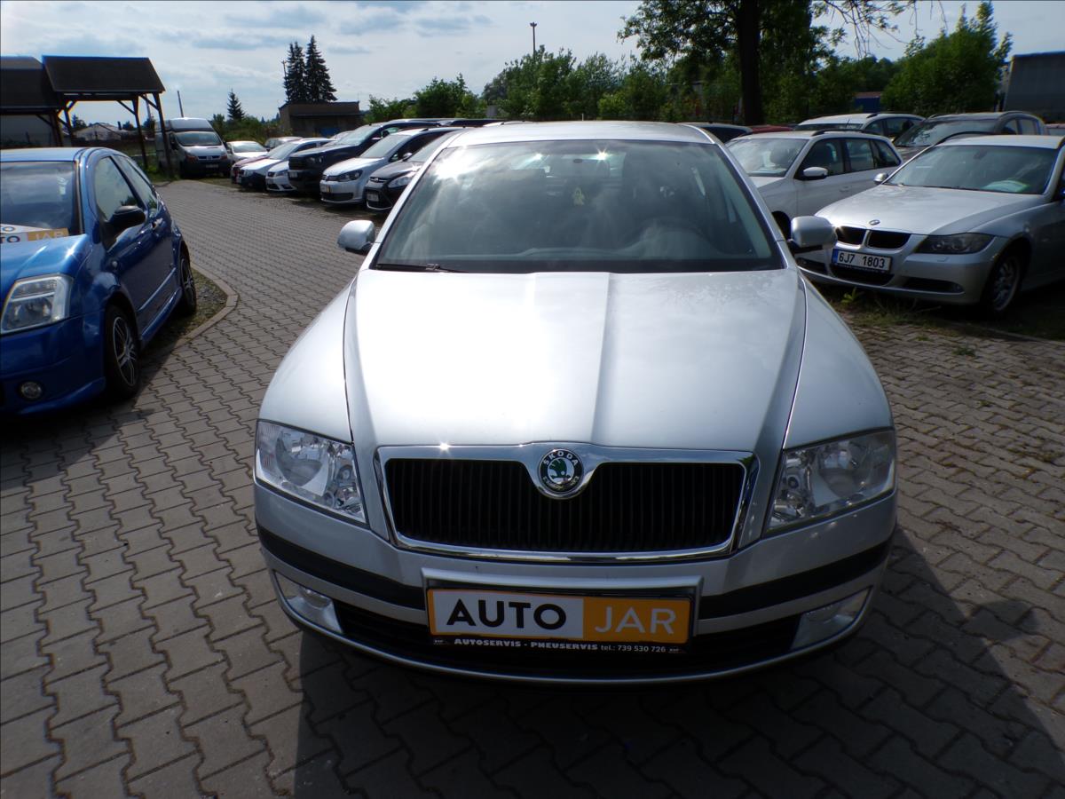 skoda-octavia-1-6-mpi-klima - 2