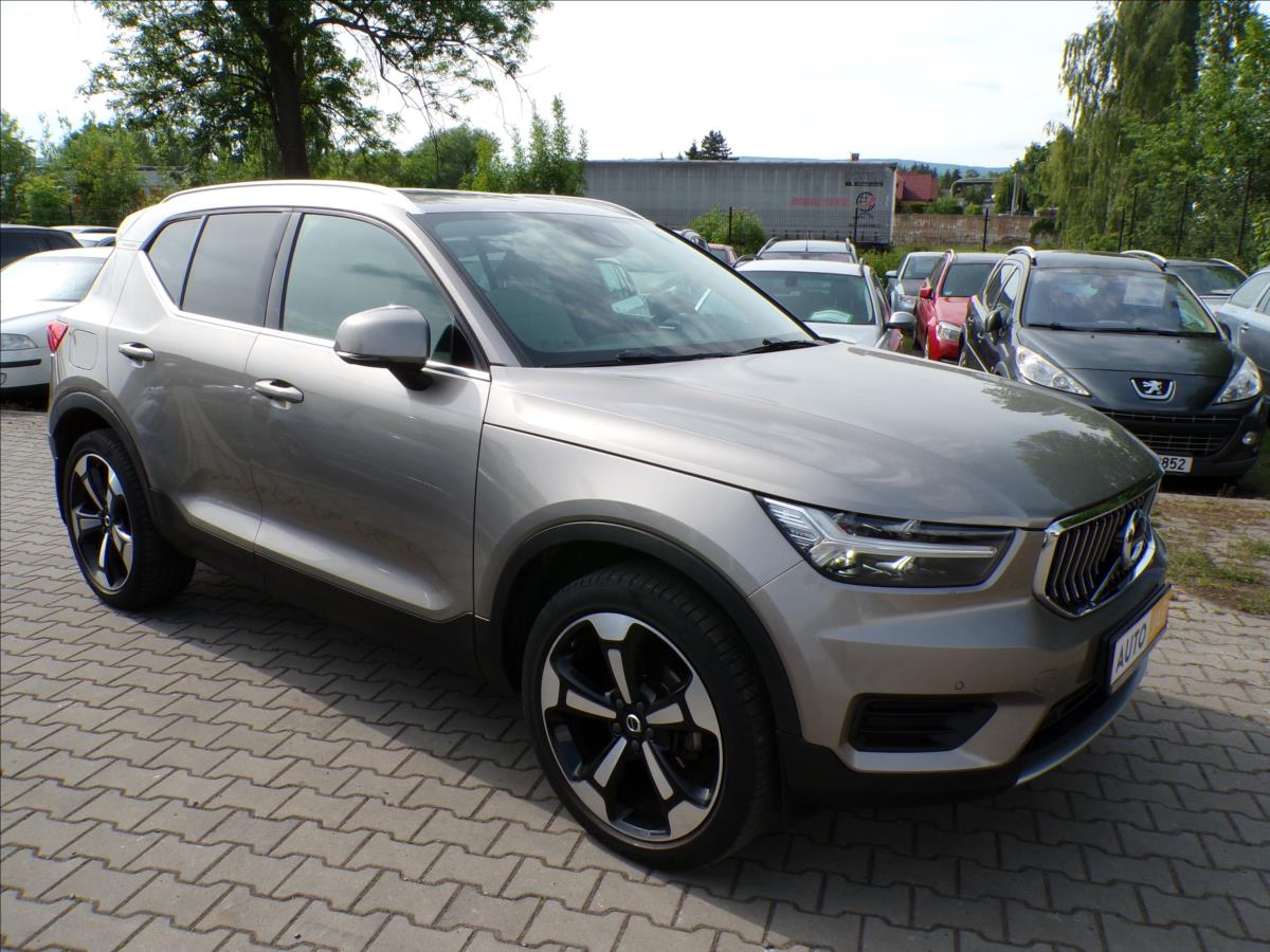 Volvo XC40 2,0 D3  INSCRIPTION