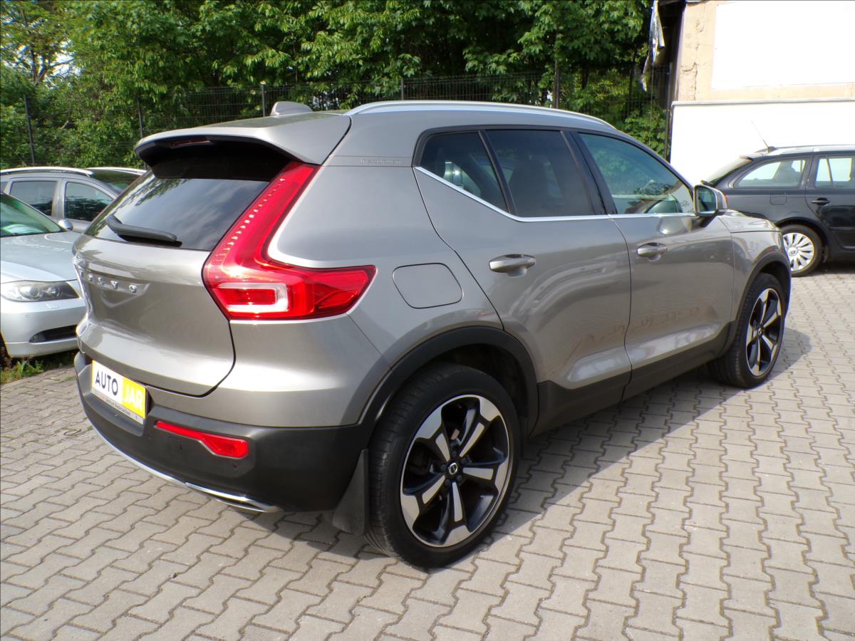 volvo-xc40-2-0-d3-inscription - 3