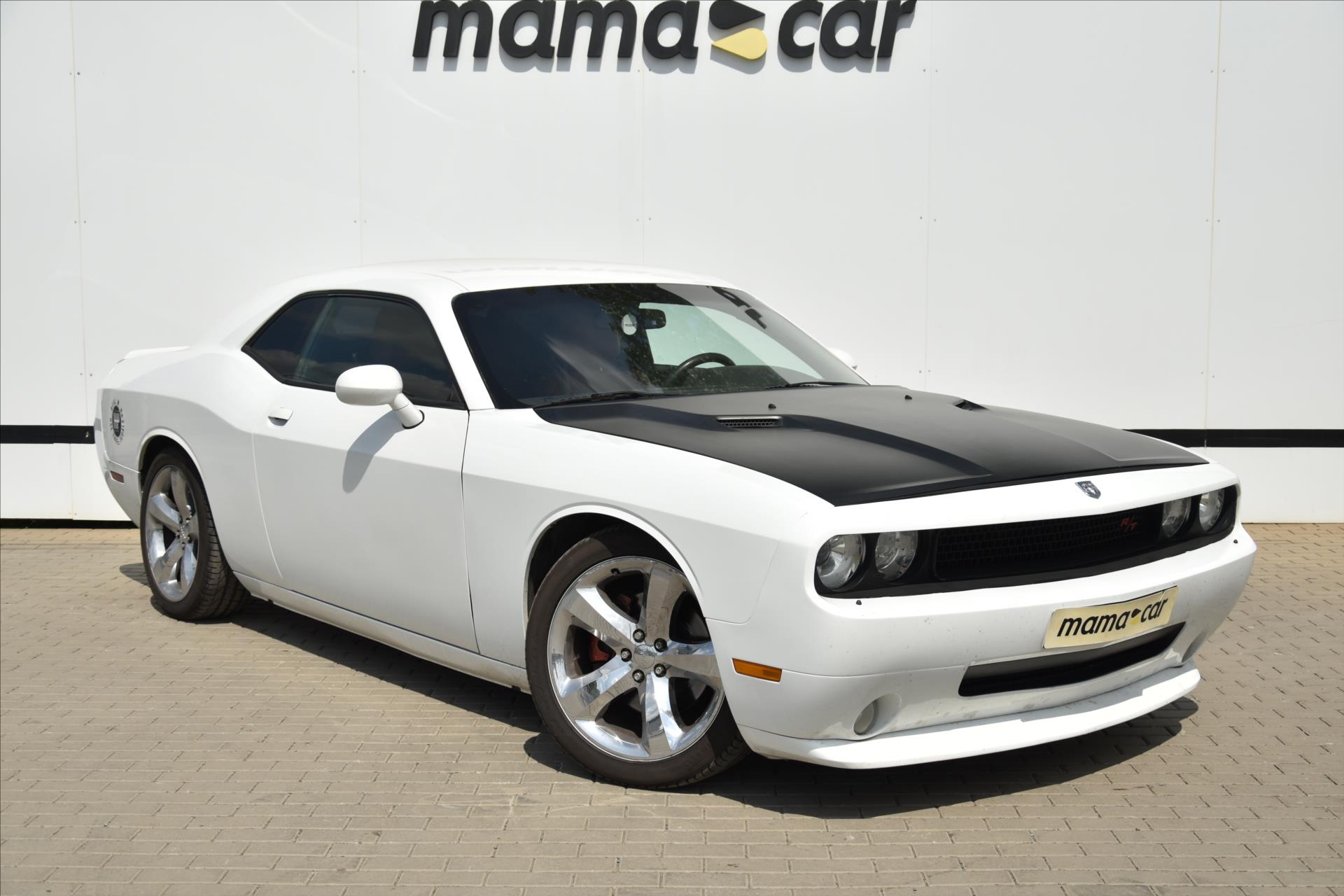 Dodge Challenger 5.7 HEMI 280kW KŮŽE