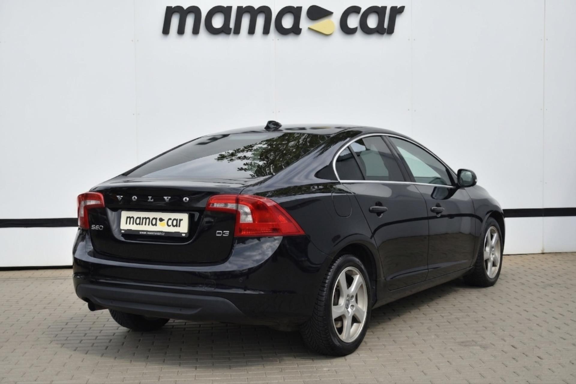 volvo-s60-2-0d-120kw-momentum-cr - 1