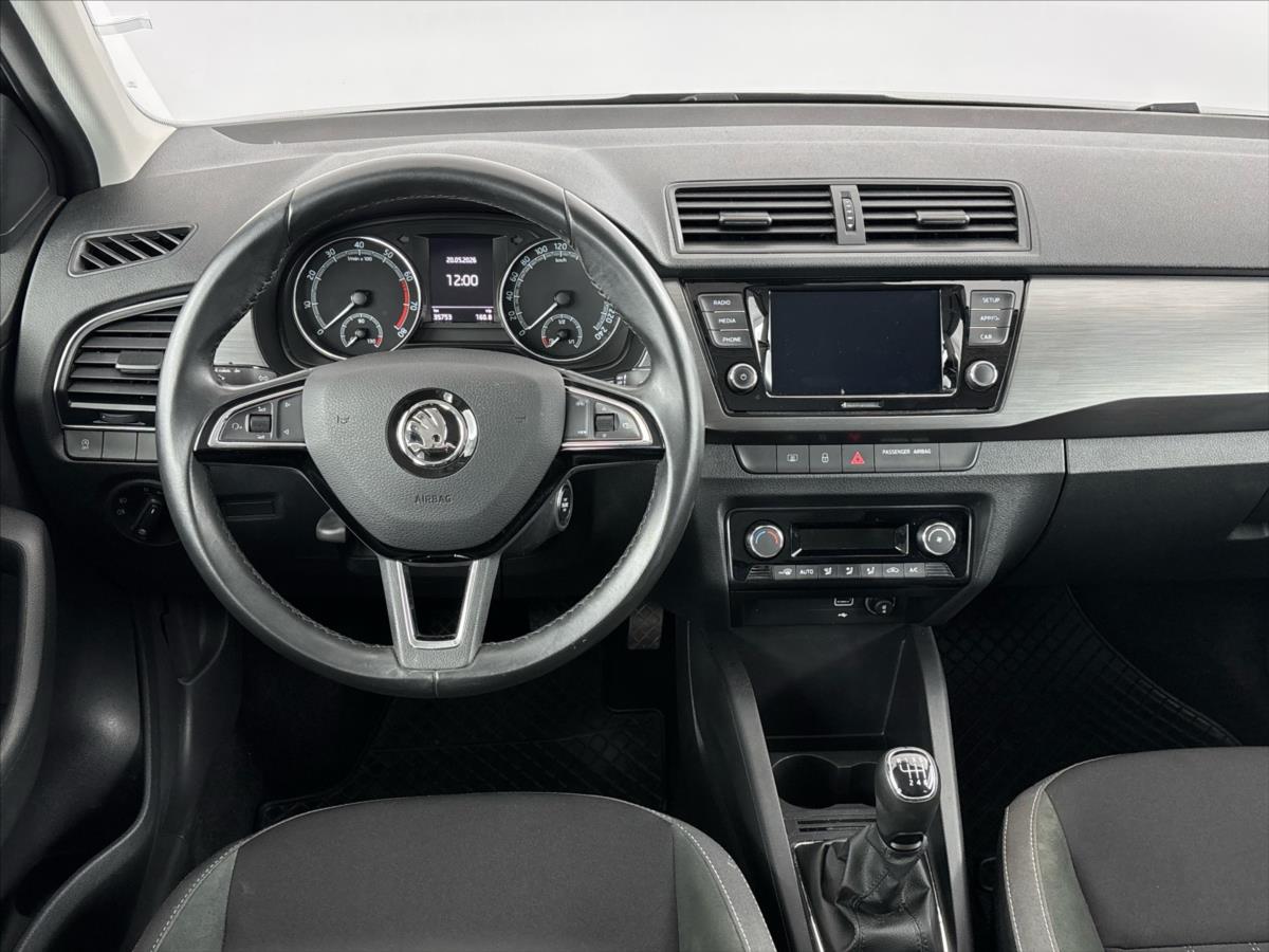 skoda-fabia-1-0-tsi-style - 4