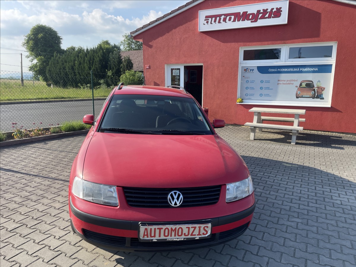 volkswagen-passat-1-9-tdi-81-kw-digiklima-ok-eko-uhrazeno - 1