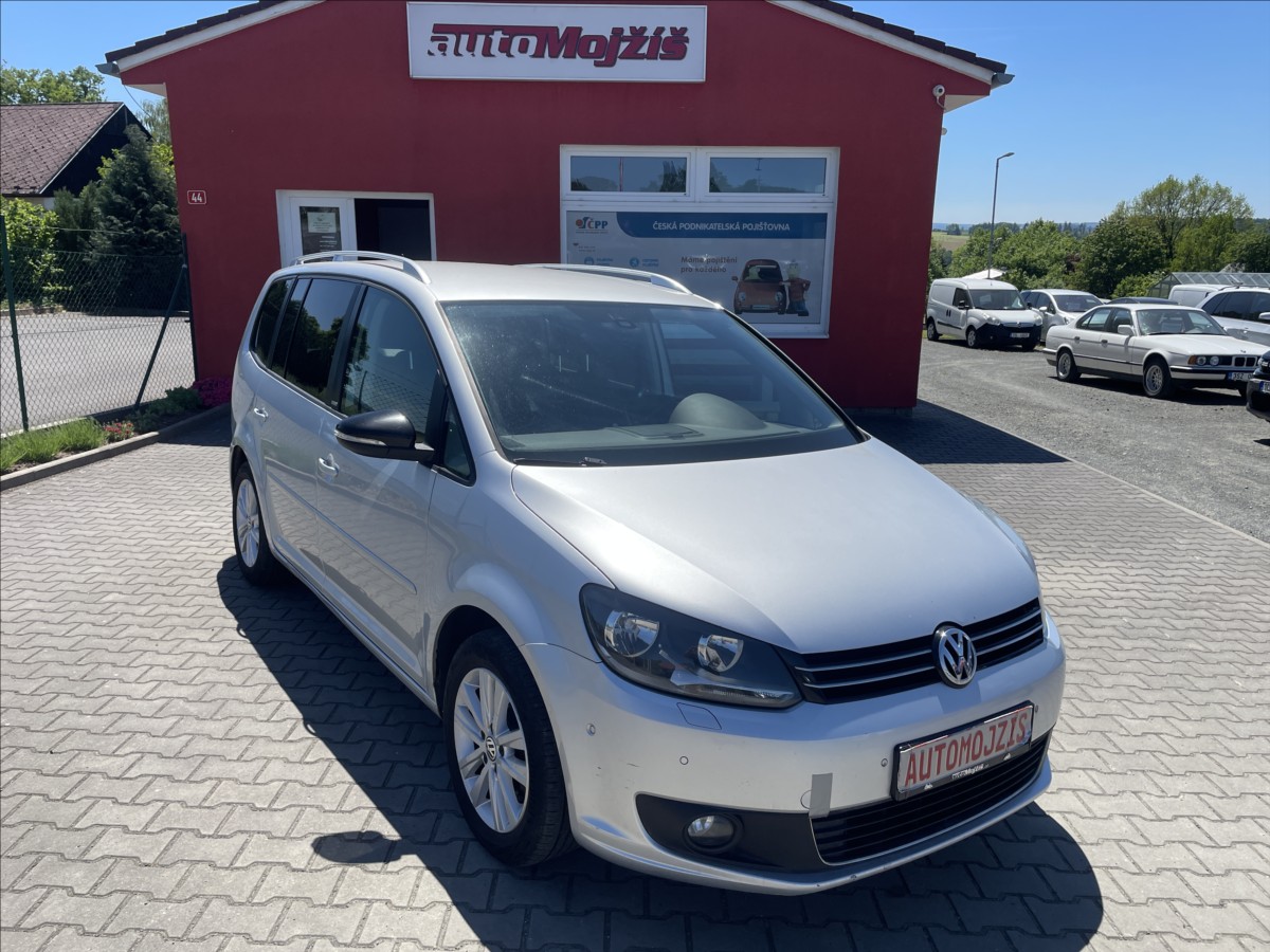 Volkswagen Touran 2,0 TDI DPH DIGIKLIMA TZ STK 2/2028