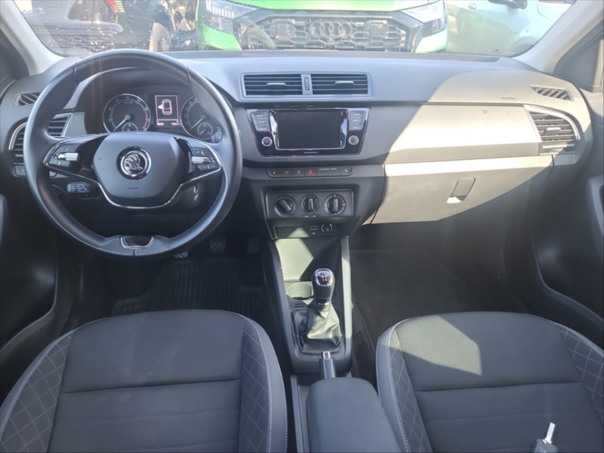 skoda-fabia-1-0-tsi-combi-70kw - 5