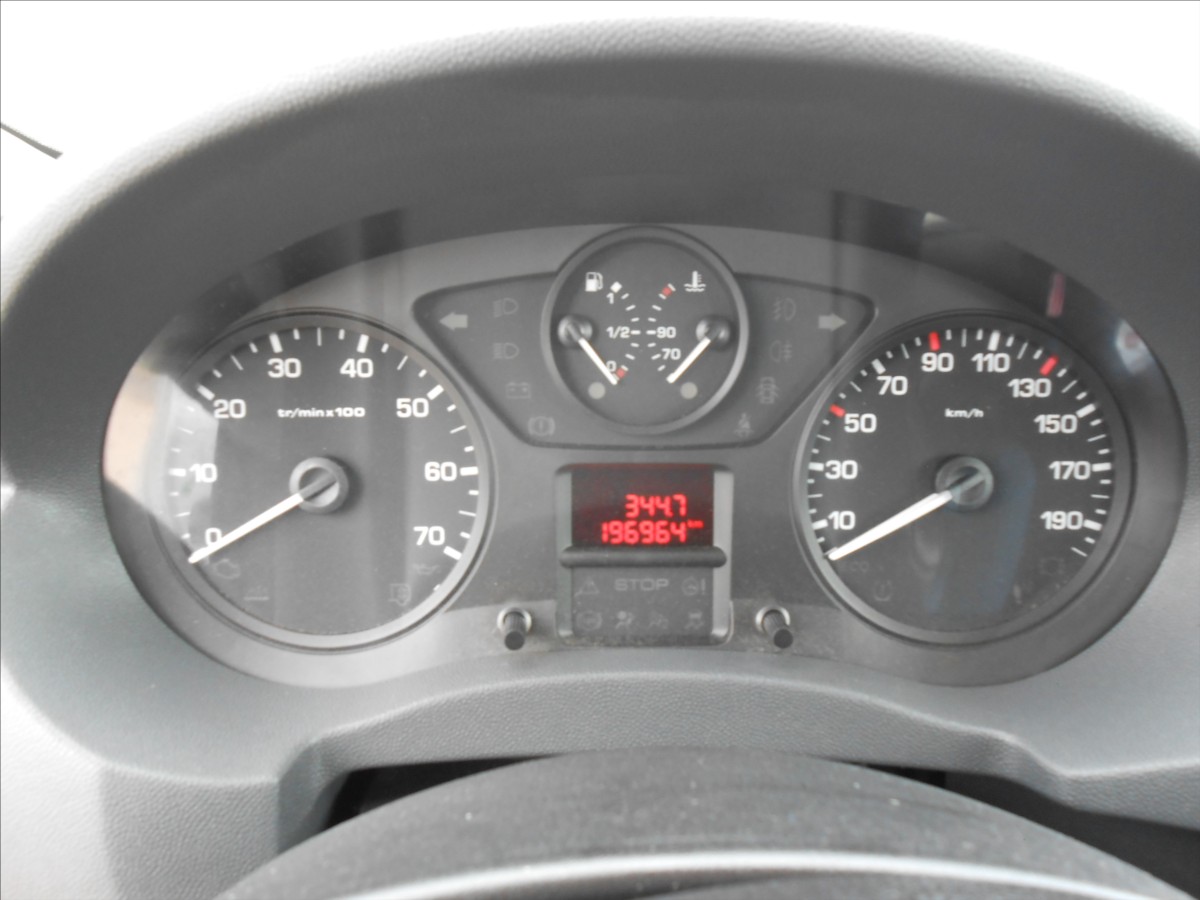 fiat-scudo-2-0-94-kw-l2h1-5mist-serviska - 8