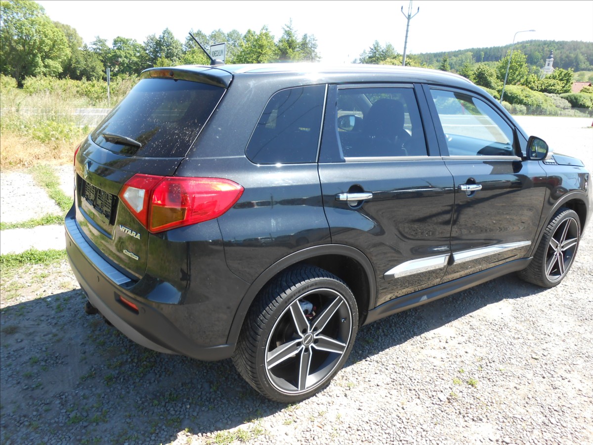 suzuki-vitara-1-4-103-kw-4x4-serviskaautomat - 5