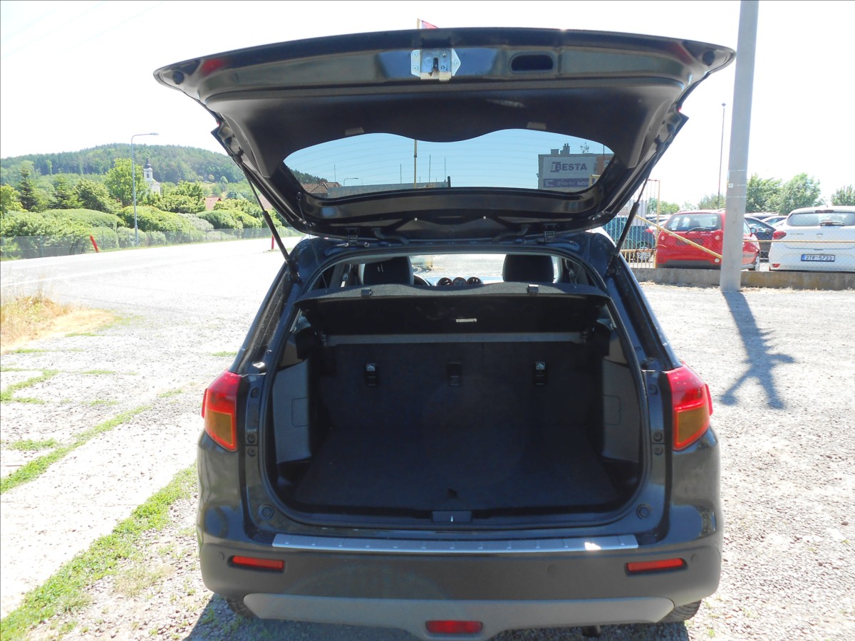 suzuki-vitara-1-4-103-kw-4x4-serviskaautomat - 7