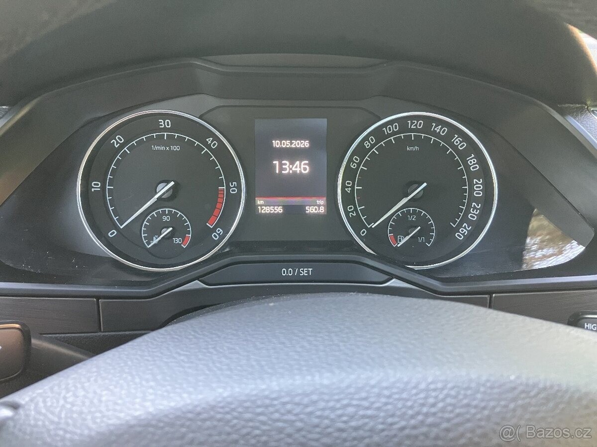 skoda-superb-2-0-tdi-140kw-4x4-2017-style - 6