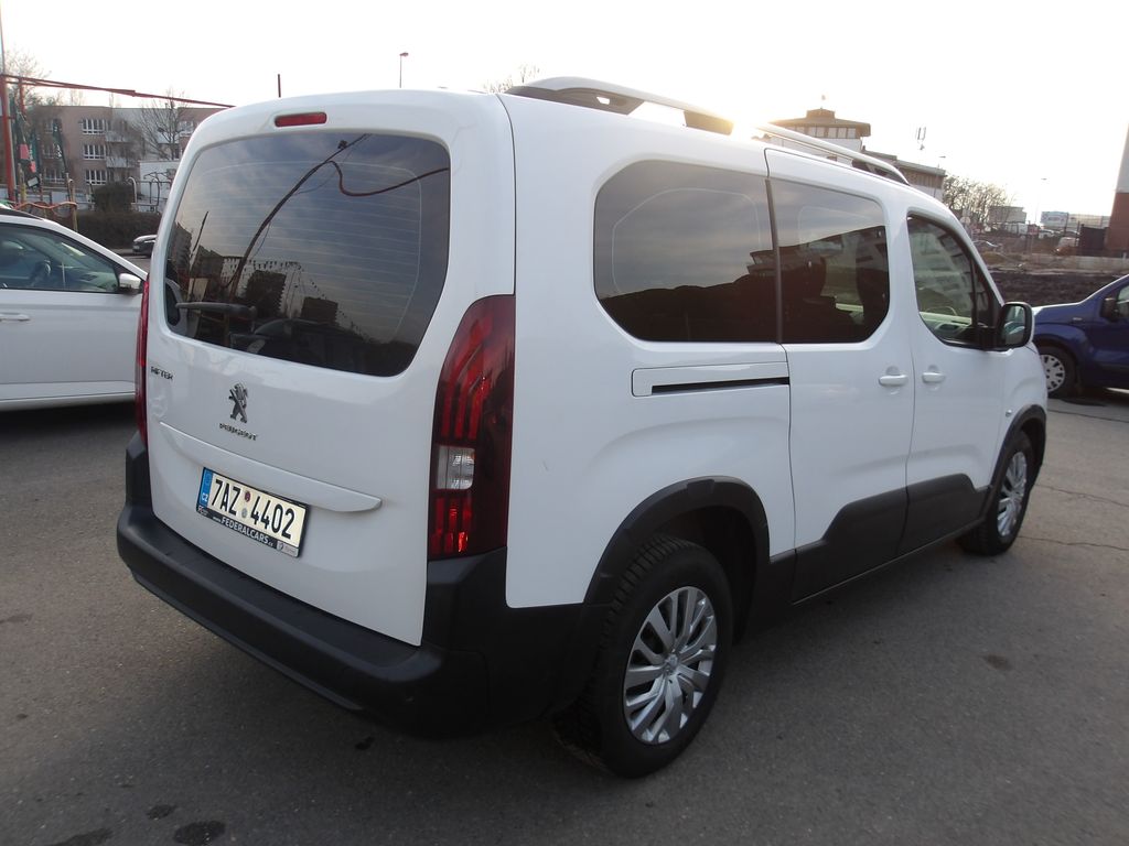 citroen-berlingo-1-5dci-maxi-1-maj-koup-v-cr - 8