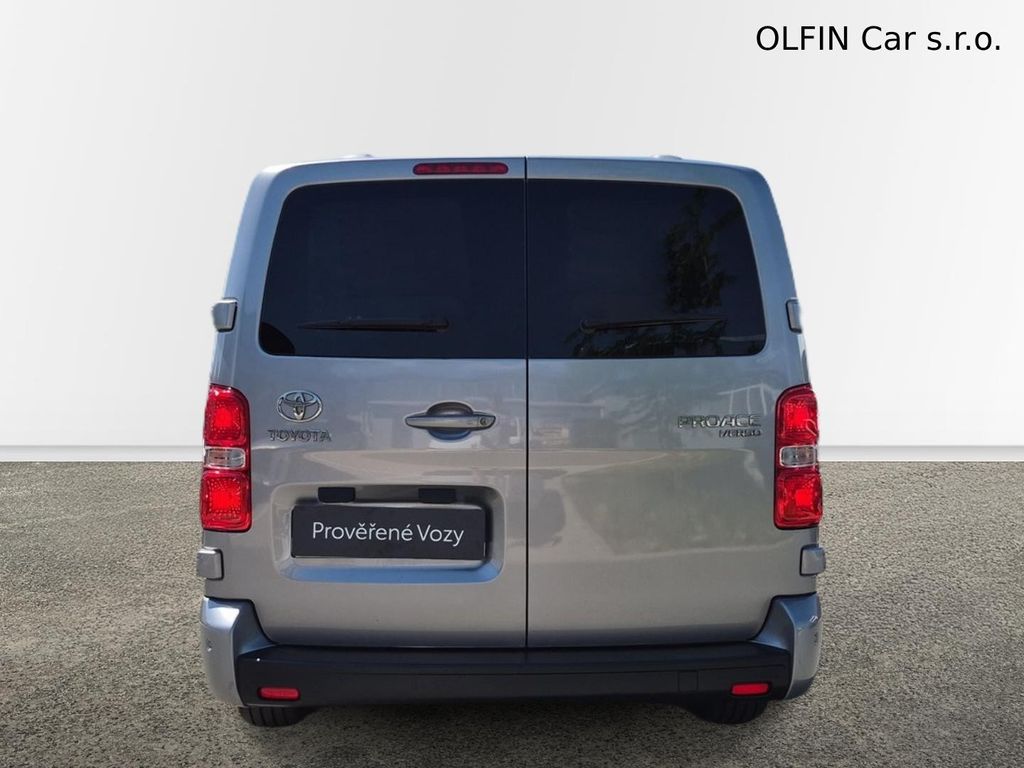 toyota-proace-verso-glass-shuttle-2-0-d-180-8a-t-b - 7