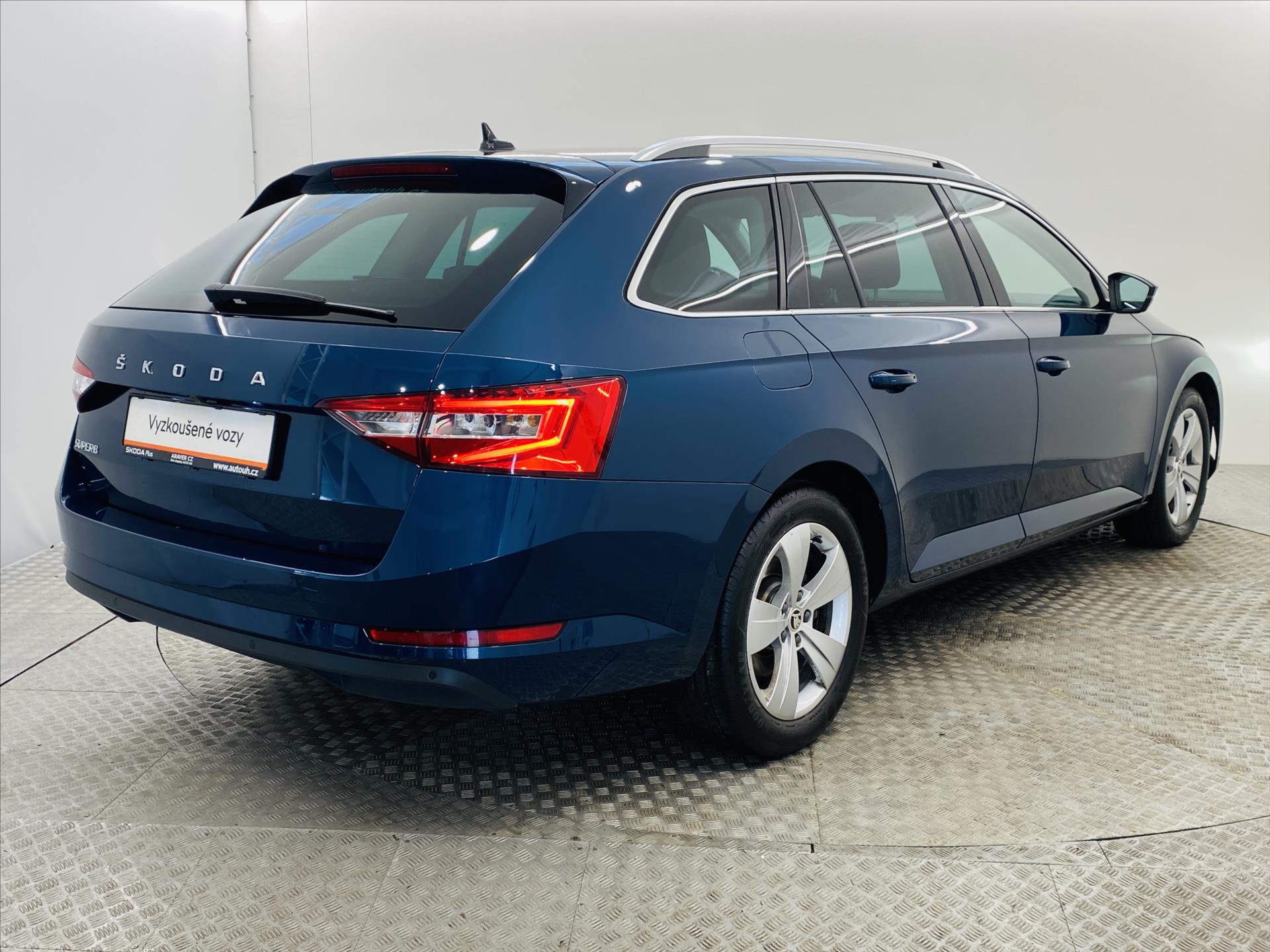 skoda-superb-2-0-tdi-147kw-dsg-style-plus - 1