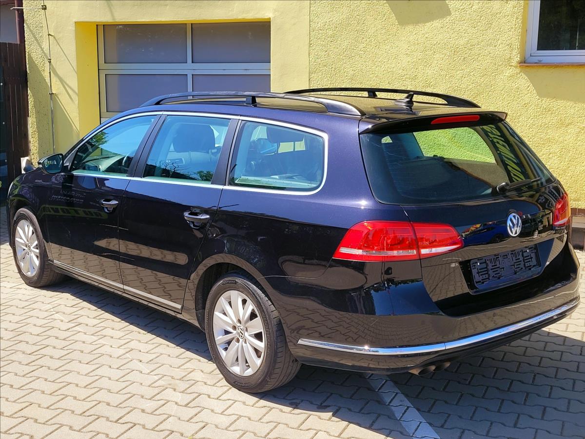volkswagen-passat-2-0-tdi-comfort-serv-knizka - 8