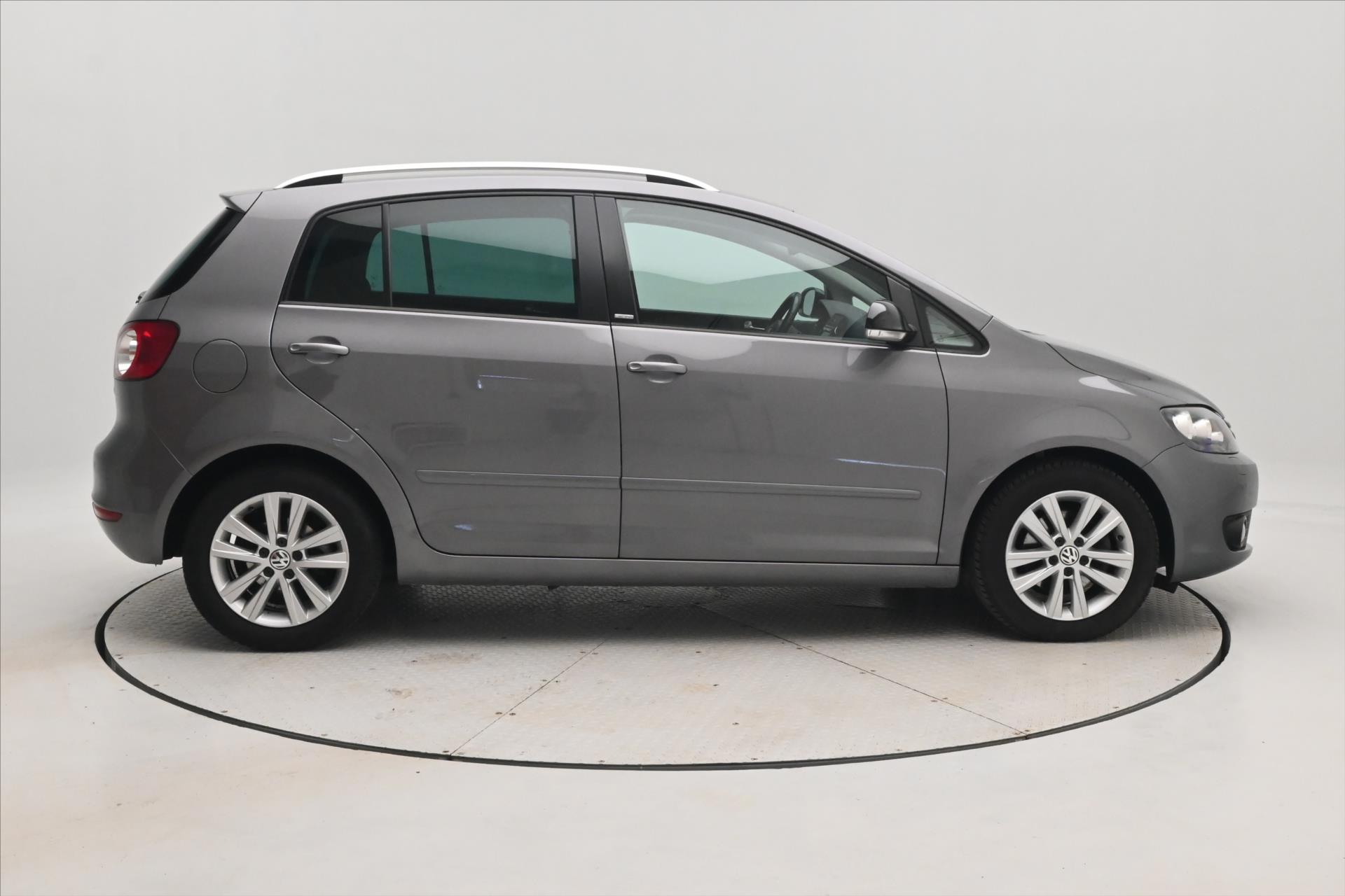 volkswagen-golf-plus-1-6-tdi-77-kw-klima-tazne - 3