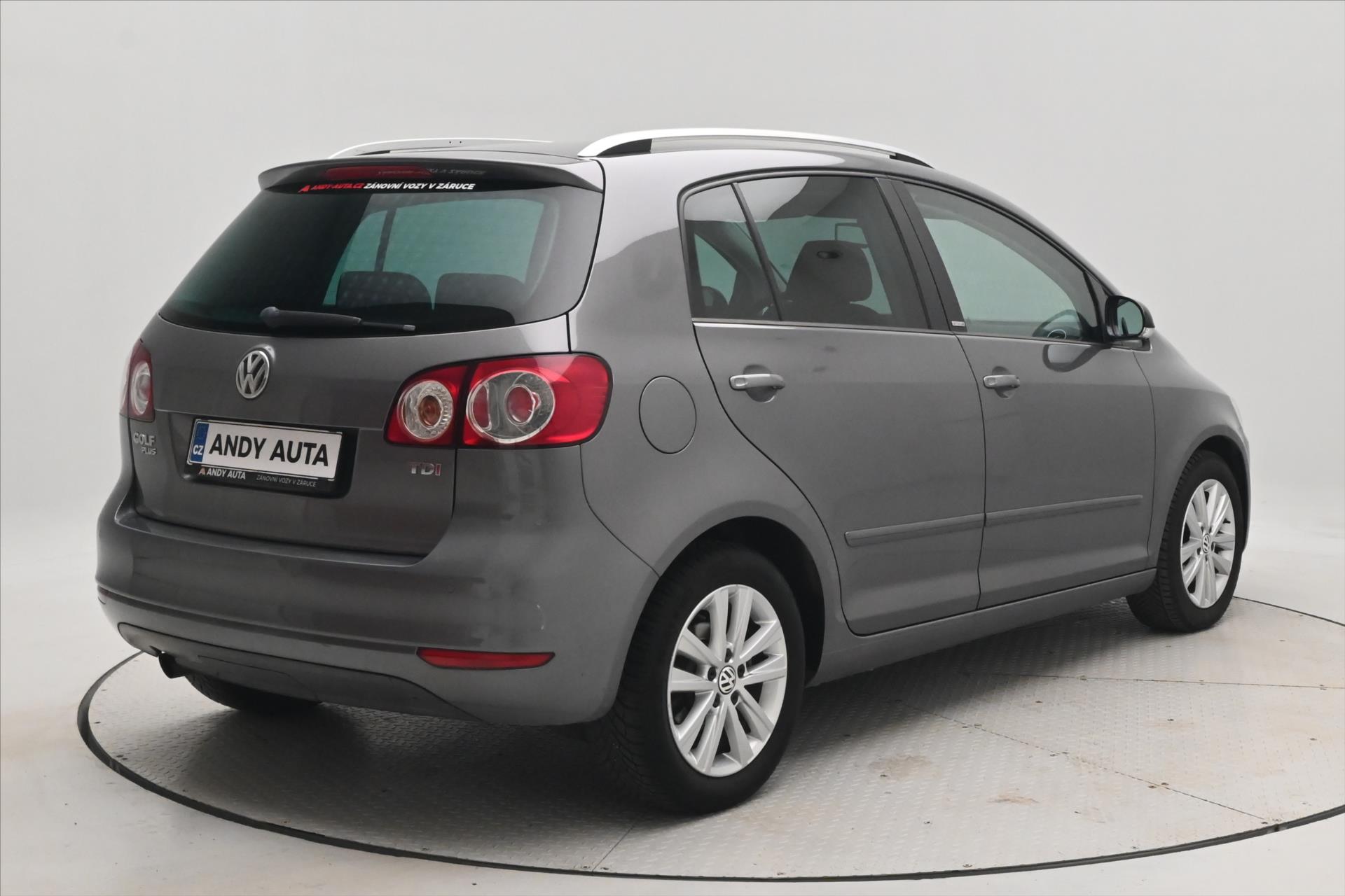volkswagen-golf-plus-1-6-tdi-77-kw-klima-tazne - 4